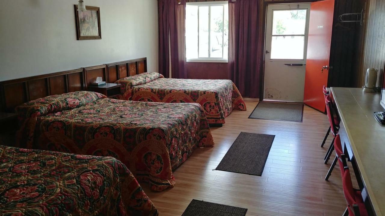 Falls Motel International Falls Bagian luar foto