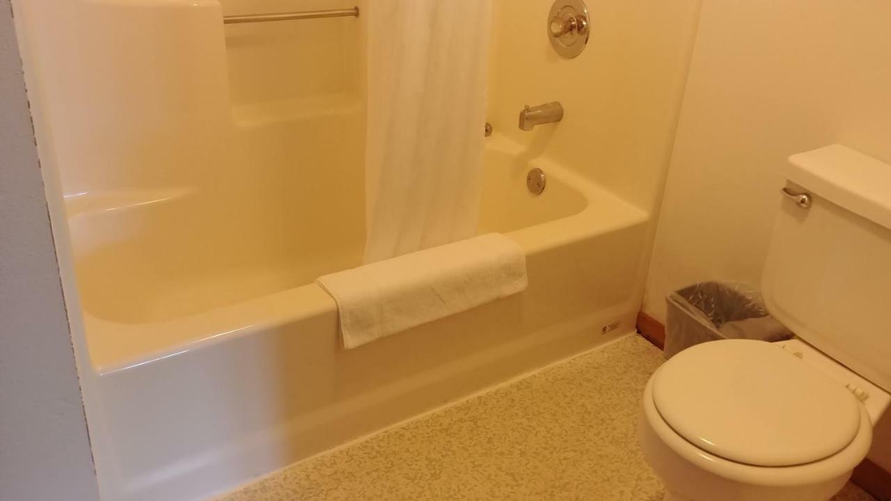 Falls Motel International Falls Bagian luar foto